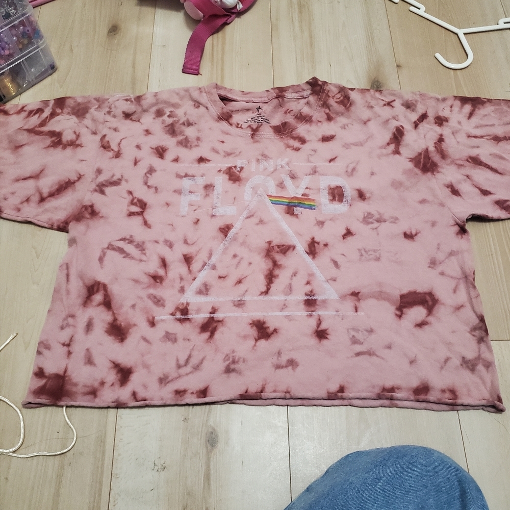 A pretty pink T-shirt
